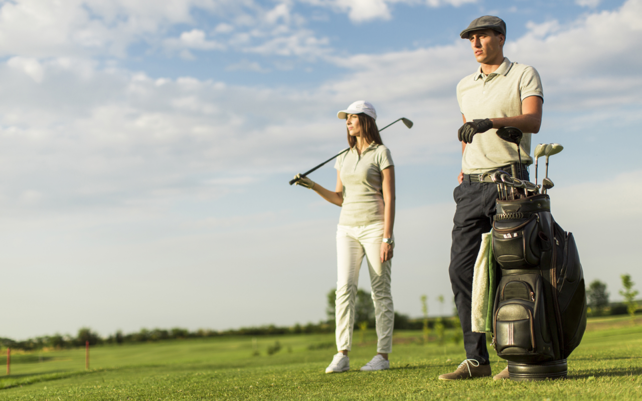 Choose the Perfect Golf Bag to Match Your Playing Style and Story
